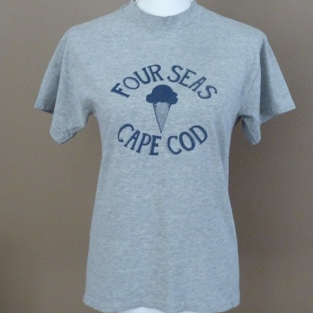 4 Seas Cape Cod T-Shirt EUC
